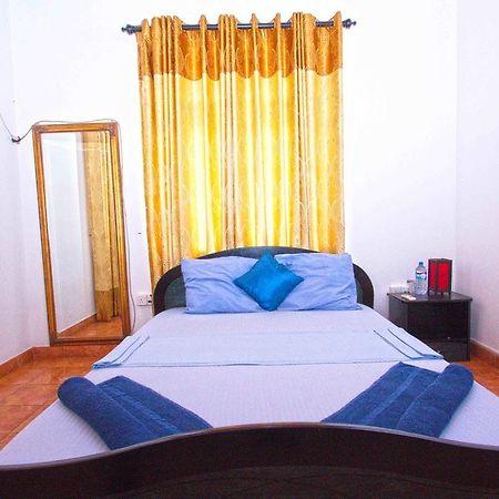 The Blue Beach Guesthouse Negombo Exteriér fotografie